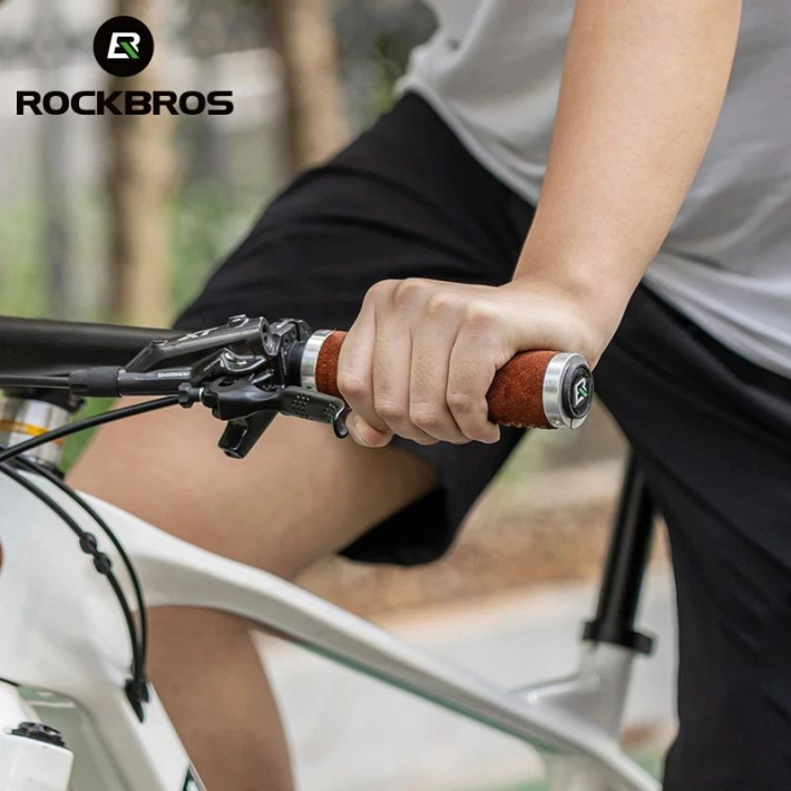 Грипсы ROCKBROS с замком, кожаные 3