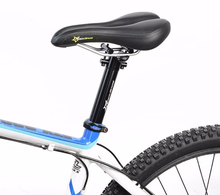 Седло ROCKBROS черное, с прорезью 8